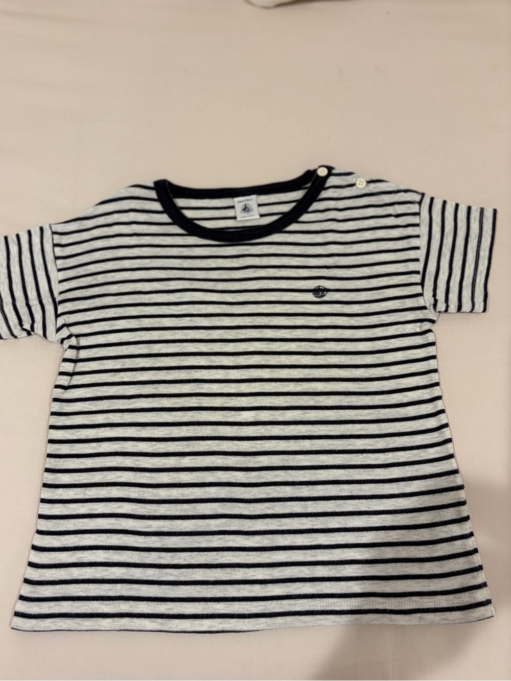 Striped Crewneck Kids Tee - Navy & White
8 years, 128 cm